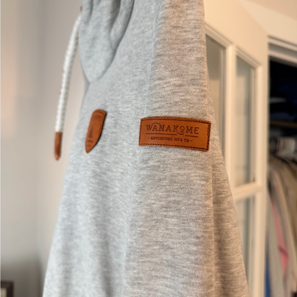 Wanakome Heather Gray Hoodie